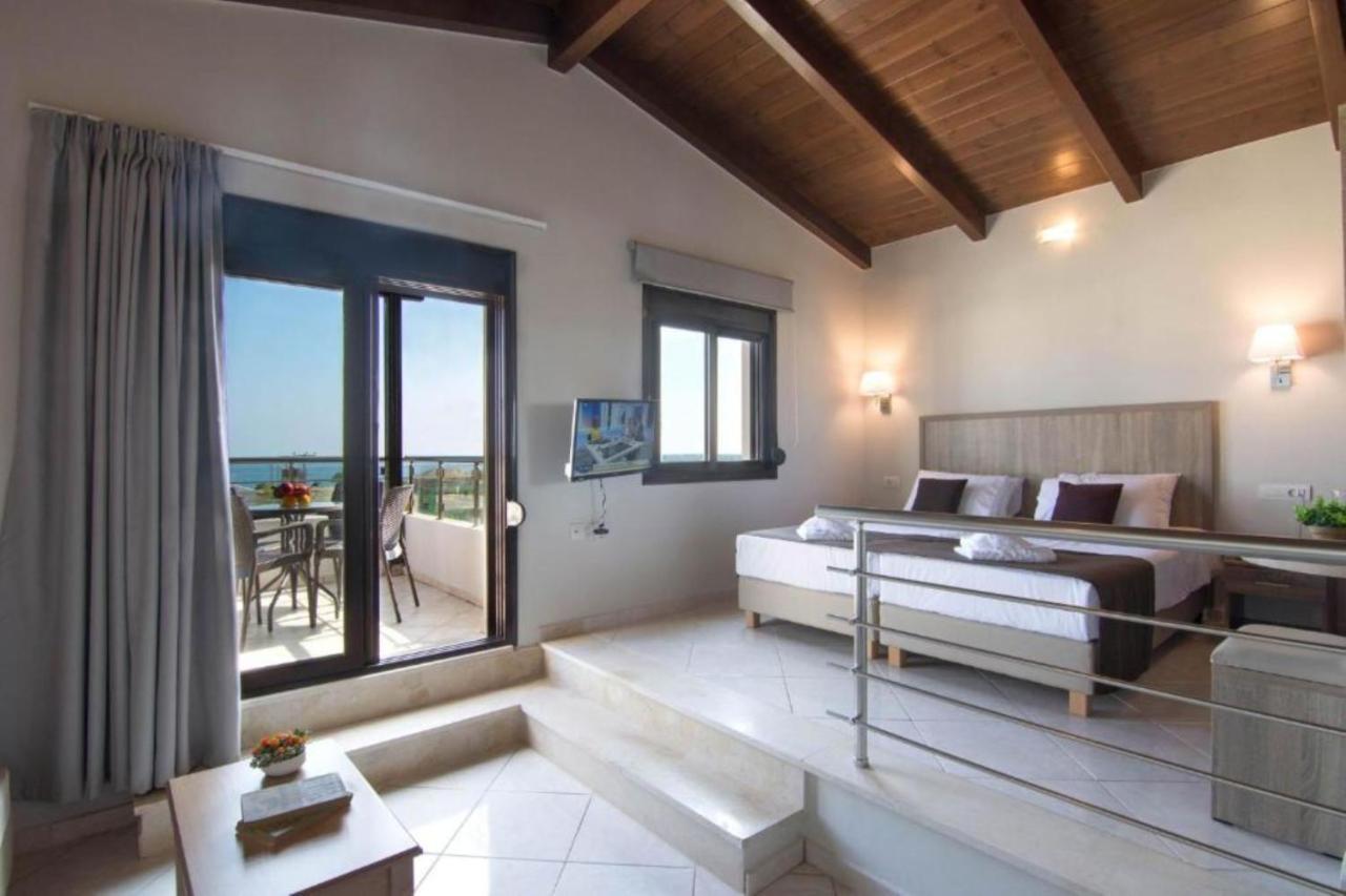 Carisa Maleme Hotel Bagian luar foto