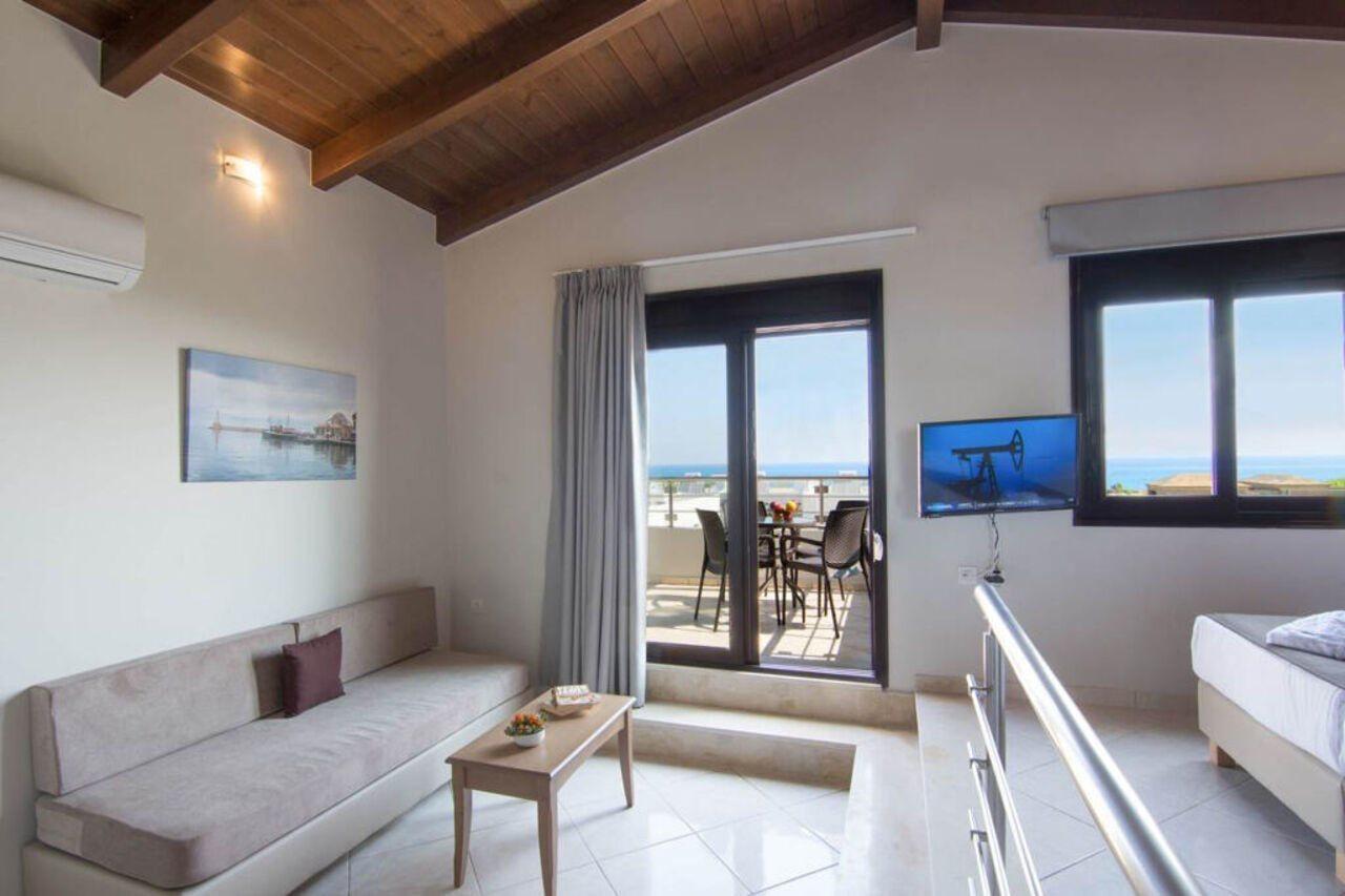 Carisa Maleme Hotel Bagian luar foto