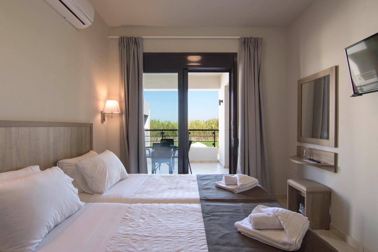 Carisa Maleme Hotel Bagian luar foto
