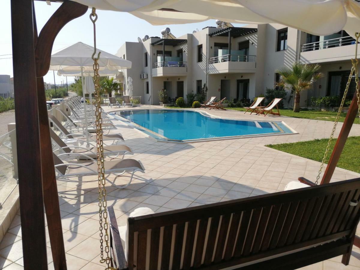 Carisa Maleme Hotel Bagian luar foto