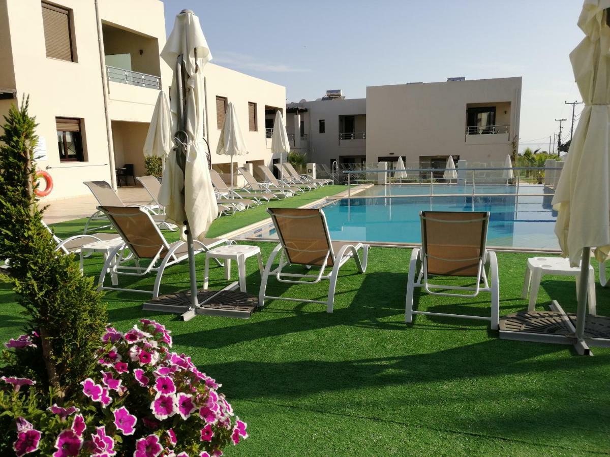 Carisa Maleme Hotel Bagian luar foto