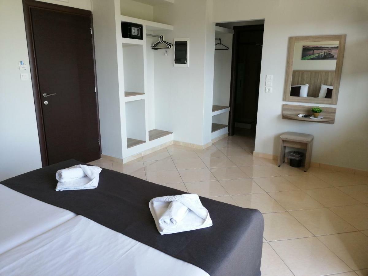 Carisa Maleme Hotel Bagian luar foto