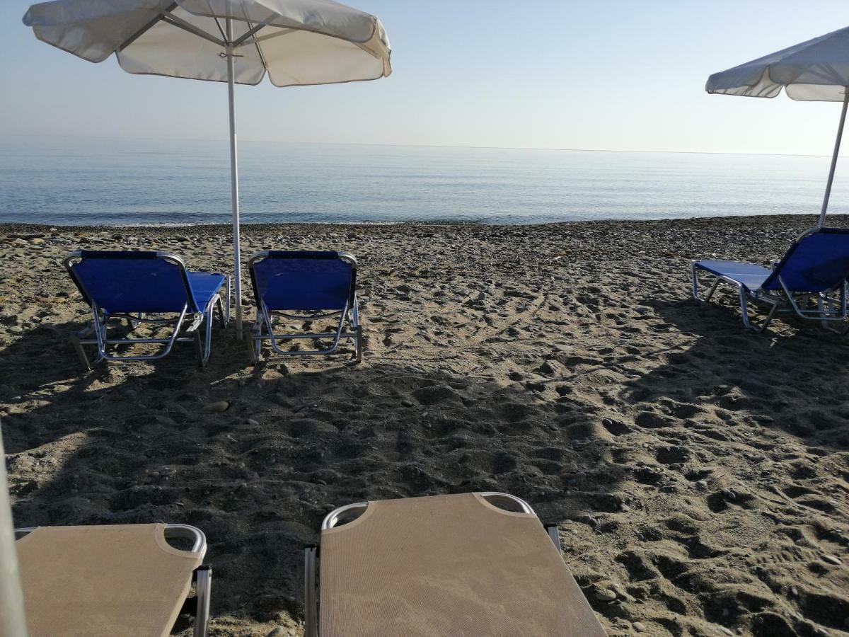 Carisa Maleme Hotel Bagian luar foto
