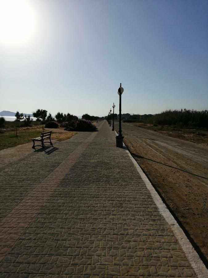 Carisa Maleme Hotel Bagian luar foto